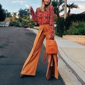 Likely, Wide Leg Overlay Front Pants in Camel, size 10, EUC